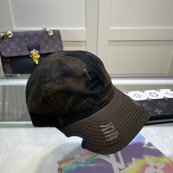 desc_balenciaga-3b-icon-cap_1