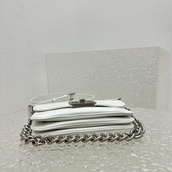 desc_balenciaga-bb-soft-small-flap-bag-in-optic-white_1