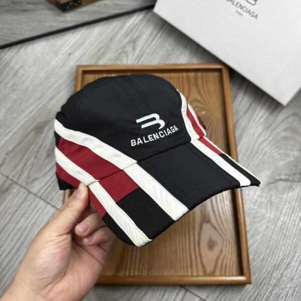 desc_balenciaga-cap_5