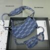 desc_balenciaga-le-cagole-xs-shoulder-bag-bb-monogram-bleached-denim-in-blue--26126cm_1