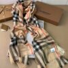 desc_burberry-lightweight-check-wool-silk-scarf_4