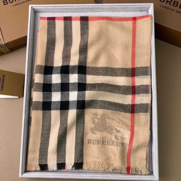 desc_burberry-lightweight-check-wool-silk-scarf_6