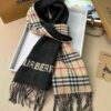 desc_burberry-reversible-check-cashmere-scarf_1