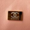 desc_chanel-classic-handbag_3