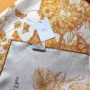 desc_dior-butterfly-around-the-world-90-square-scarf_1