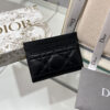 desc_dior-caro-fiveslot-card-holder_3