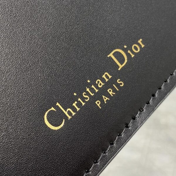 desc_dior-cd-signature-bag-with-strap_4