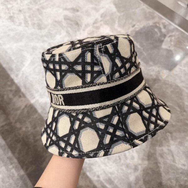 desc_dior-dbobby-macrocannage-small-brim-bucket-hat_0