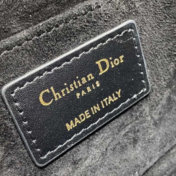 desc_dior-small-30-montaigne-avenue-bag_2