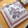 desc_dior-toile-de-jouy-mexico-90-square-scarf_2