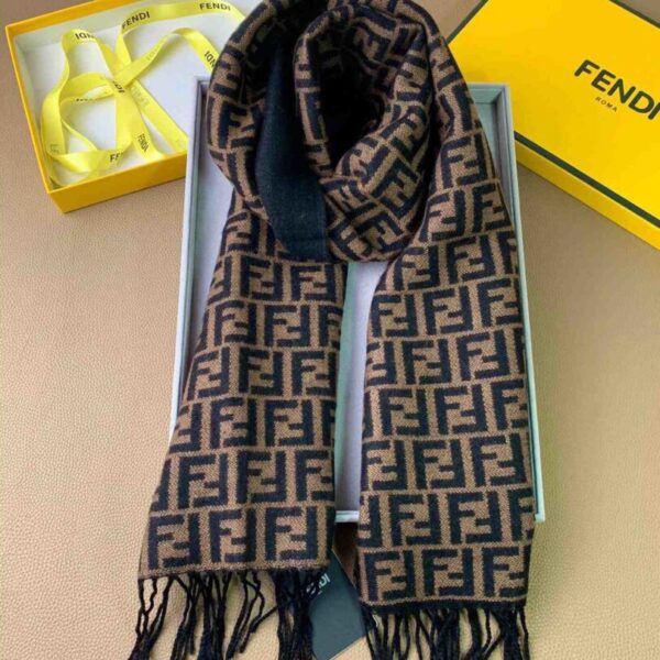 desc_fendi-brown-wool-stole-scarf_3