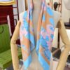 desc_gucci-dans-le-vert-silk-scarf_2