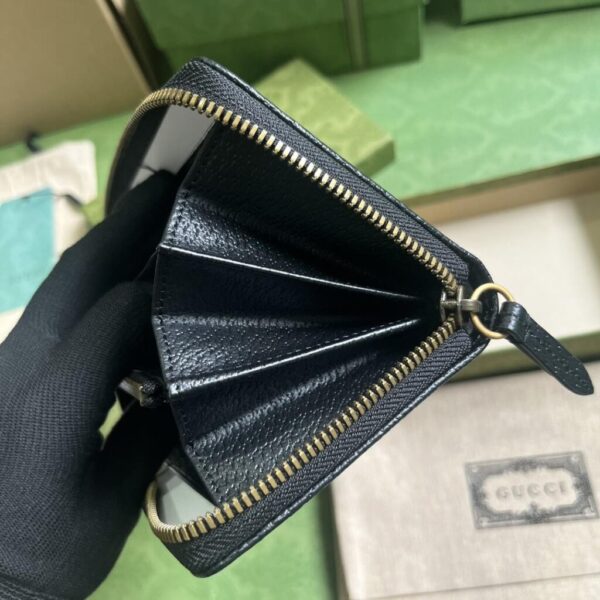 desc_gucci-diana-continental-wallet_0