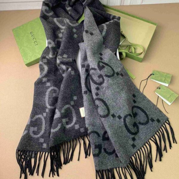 Gucci GG Wool Jacquard Scarf