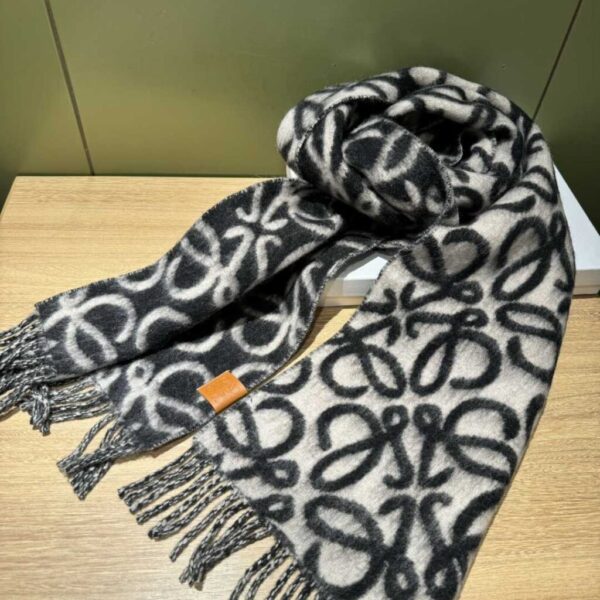 Loewe Anagram Scarf In Alpaca And Wool