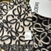 desc_loewe-anagram-scarf-in-alpaca-and-wool_3