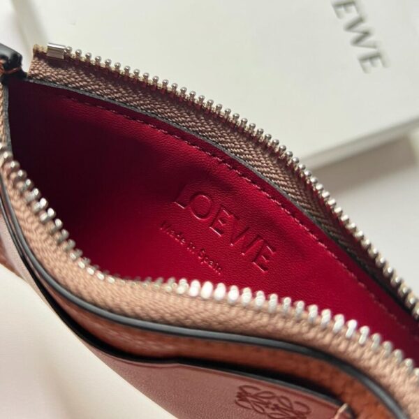 desc_loewe-coin-cardholder-in-soft-grained-calfskin_0