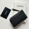 desc_loewe-coin-cardholder-in-soft-grained-calfskin_2