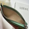 desc_loewe-coin-cardholder-in-soft-grained-calfskin_3