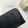 desc_loewe-coin-cardholder-in-soft-grained-calfskin_5