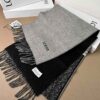 desc_loewe-scarf-in-wool-and-cashmere_1