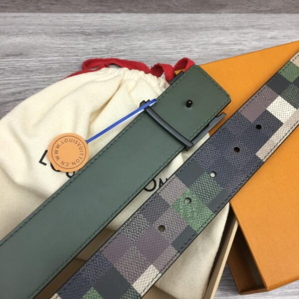 desc_louis-vuitton-40mm-reversible-belt_0