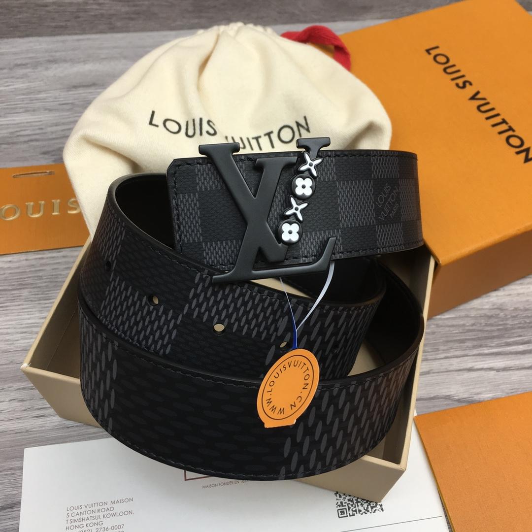 Louis Vuitton 40mm Reversible Belt