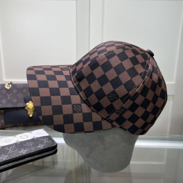 desc_louis-vuitton-cap_2