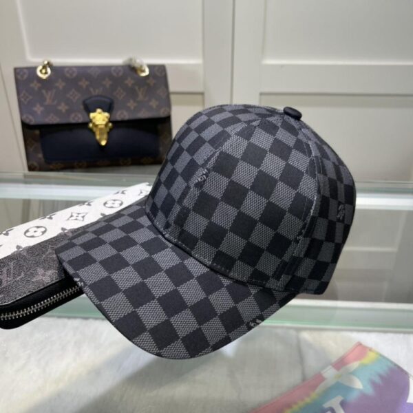 Louis Vuitton Cap