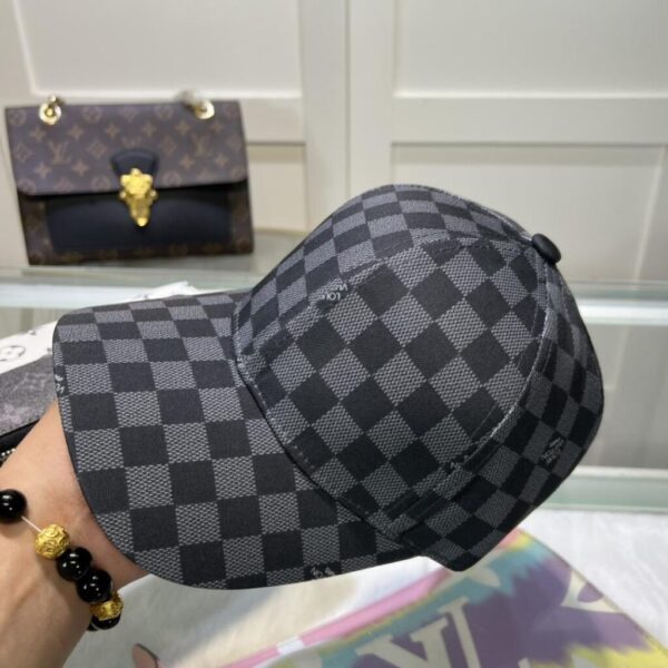 desc_louis-vuitton-cap_6