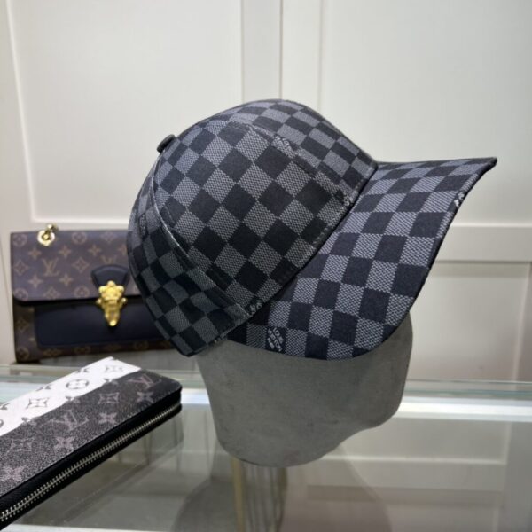 desc_louis-vuitton-cap_7