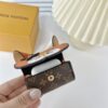 desc_louis-vuitton-cat-earpods-case--gi0862_1