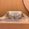 desc_louis-vuitton-diane-23-x-16-x-85cm-m46583_4