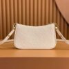 desc_louis-vuitton-easy-pouch-on-strap-191153cm-m81066_0