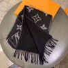 desc_louis-vuitton-fall-for-you-scarf_3