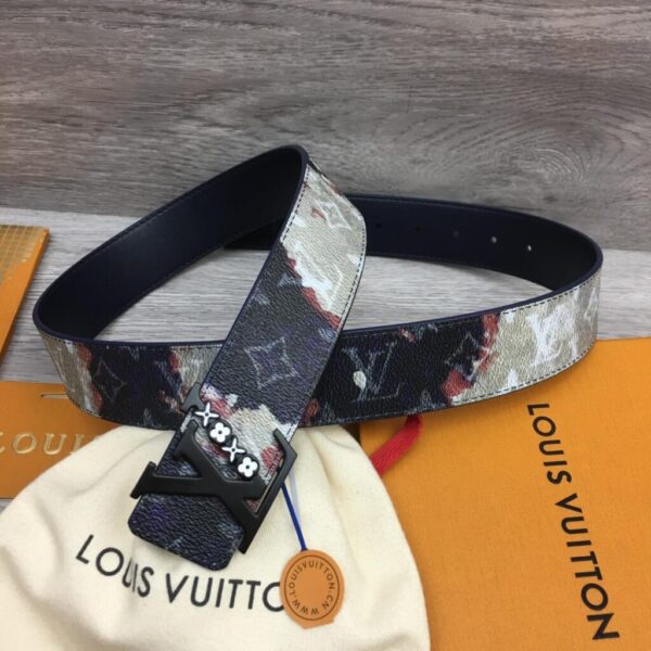 Louis Vuitton LV Initiales 40mm Reversible Belt