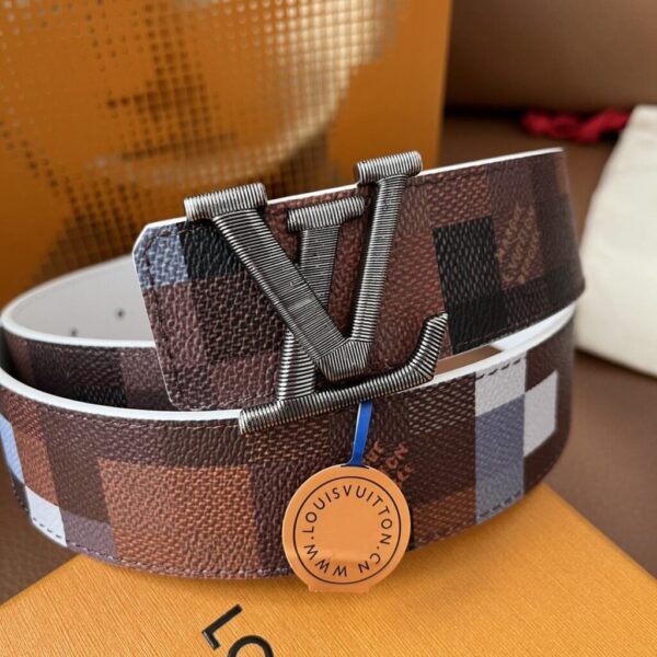 desc_louis-vuitton-lv-initiales-40mm-reversible-belt_3