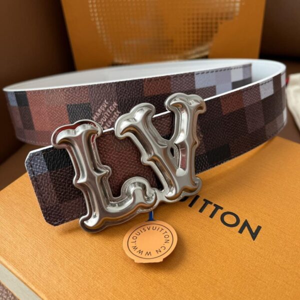 desc_louis-vuitton-lv-initiales-40mm-reversible-belt_4