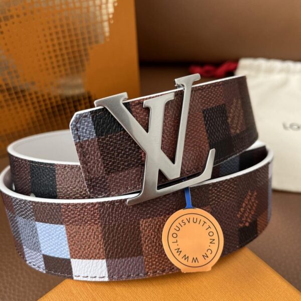 desc_louis-vuitton-lv-initiales-40mm-reversible-belt_4