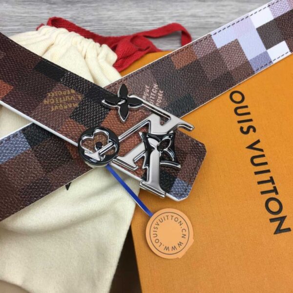 desc_louis-vuitton-lv-initiales-40mm-reversible-belt_4