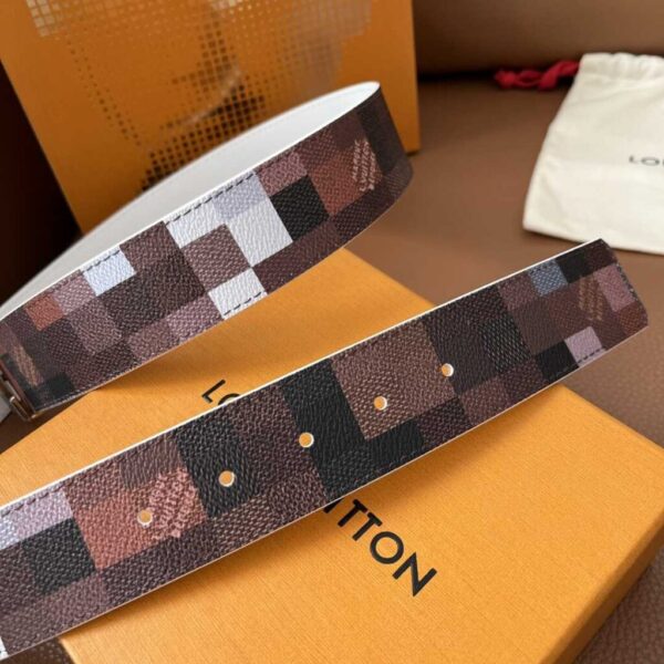 desc_louis-vuitton-lv-initiales-40mm-reversible-belt_8