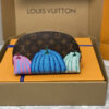 desc_louis-vuitton-lv-x-yk-cosmetic-pouch-24176-cm----m46472_5