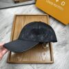 desc_louis-vuitton-monoragm-cap_0