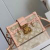 desc_louis-vuitton-petite-malle-20-x-125-x-6cm--m22882_0