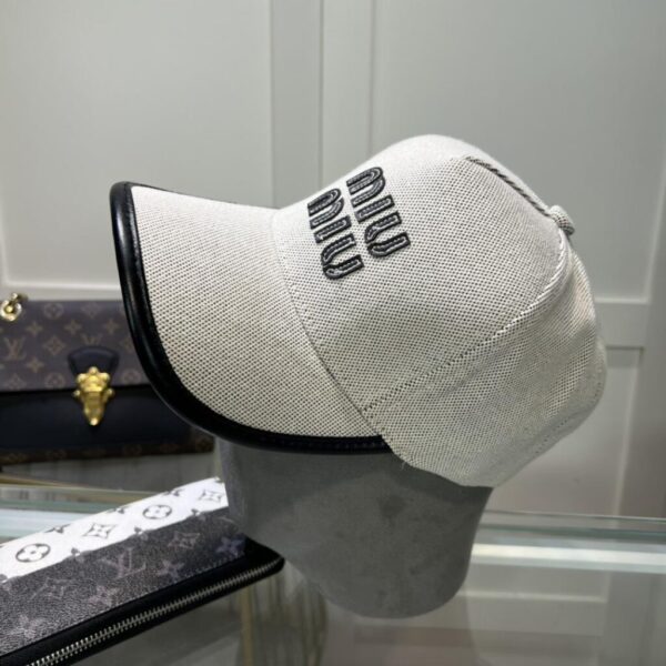 desc_miu-miu-baseball-cap_2