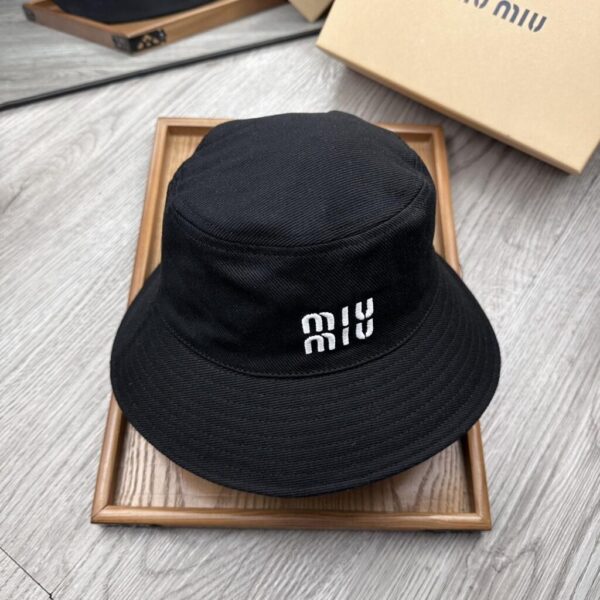 desc_miu-miu-bucket-hat_5