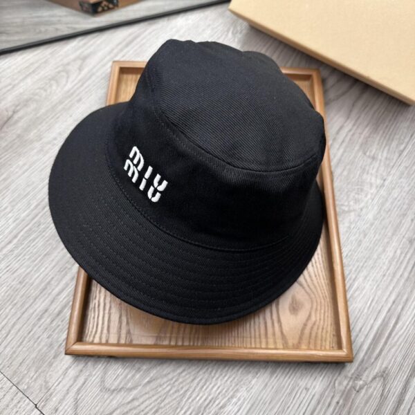 desc_miu-miu-bucket-hat_7