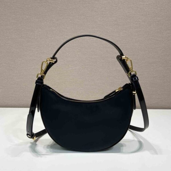 desc_prada-arqu-renylon-and-brushed-leather-shoulder-bag_4