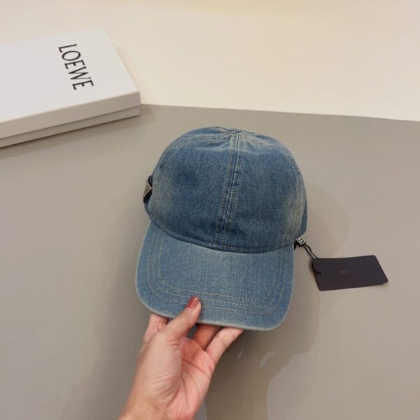 desc_prada-denim-baseball-cap_3