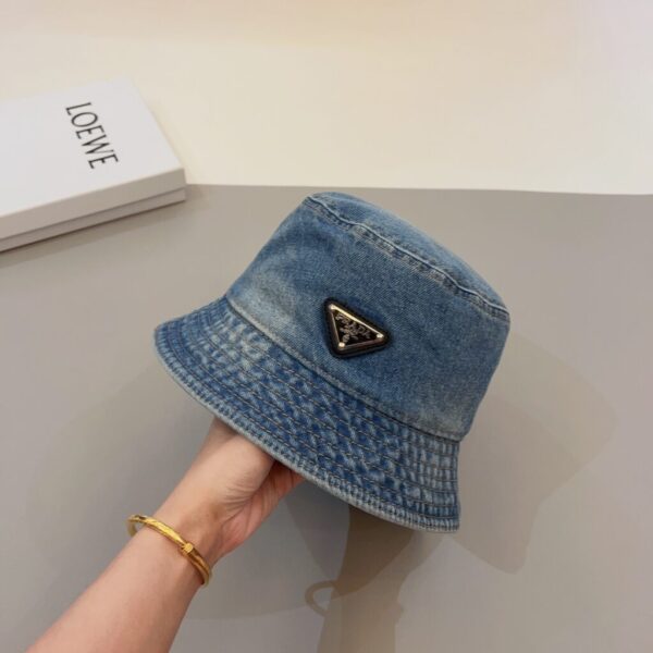 desc_prada-denim-bucket-hat_1